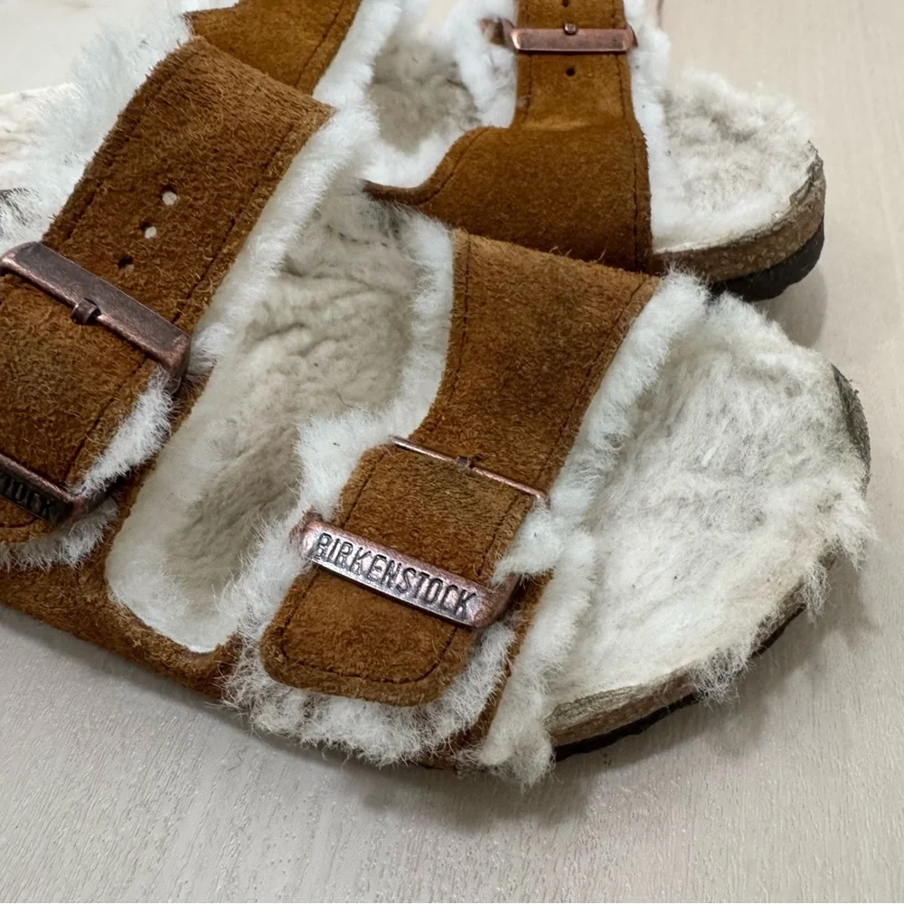 Kids' Birkenstock® Arizona Shearling Sandals Size 33 = Kids 2-2.5 - Picture 6 of 14